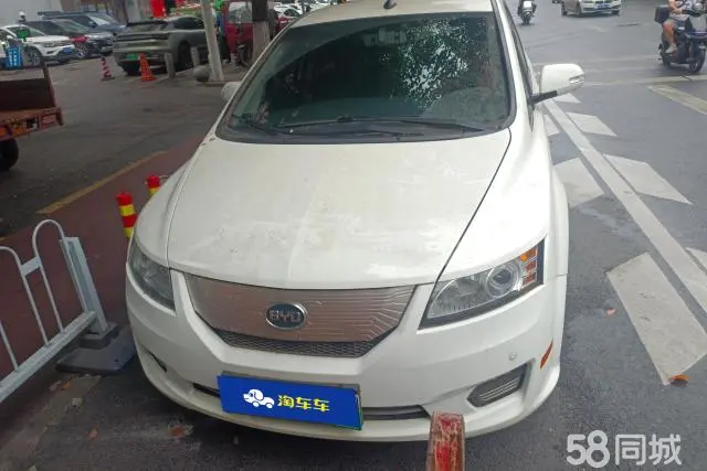 BYD e6 2016 #3 BYD e6 2016 car image #3
