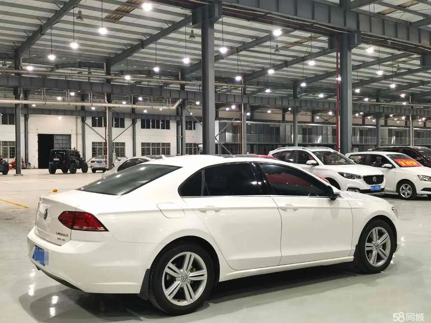 Volkswagen Lamando 2015 immagine di auto #3