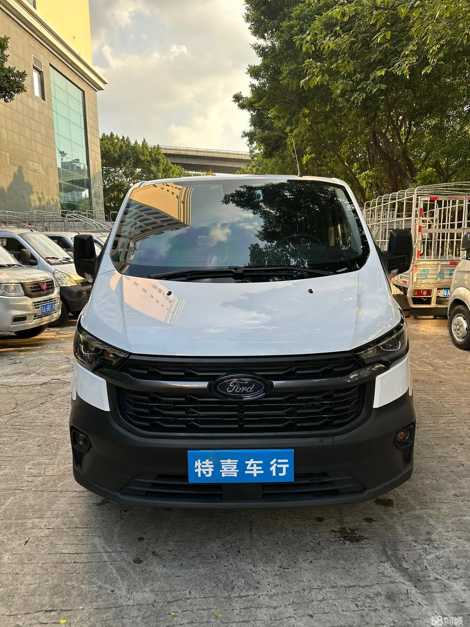 Ford Transit 2023 immagine di auto #3