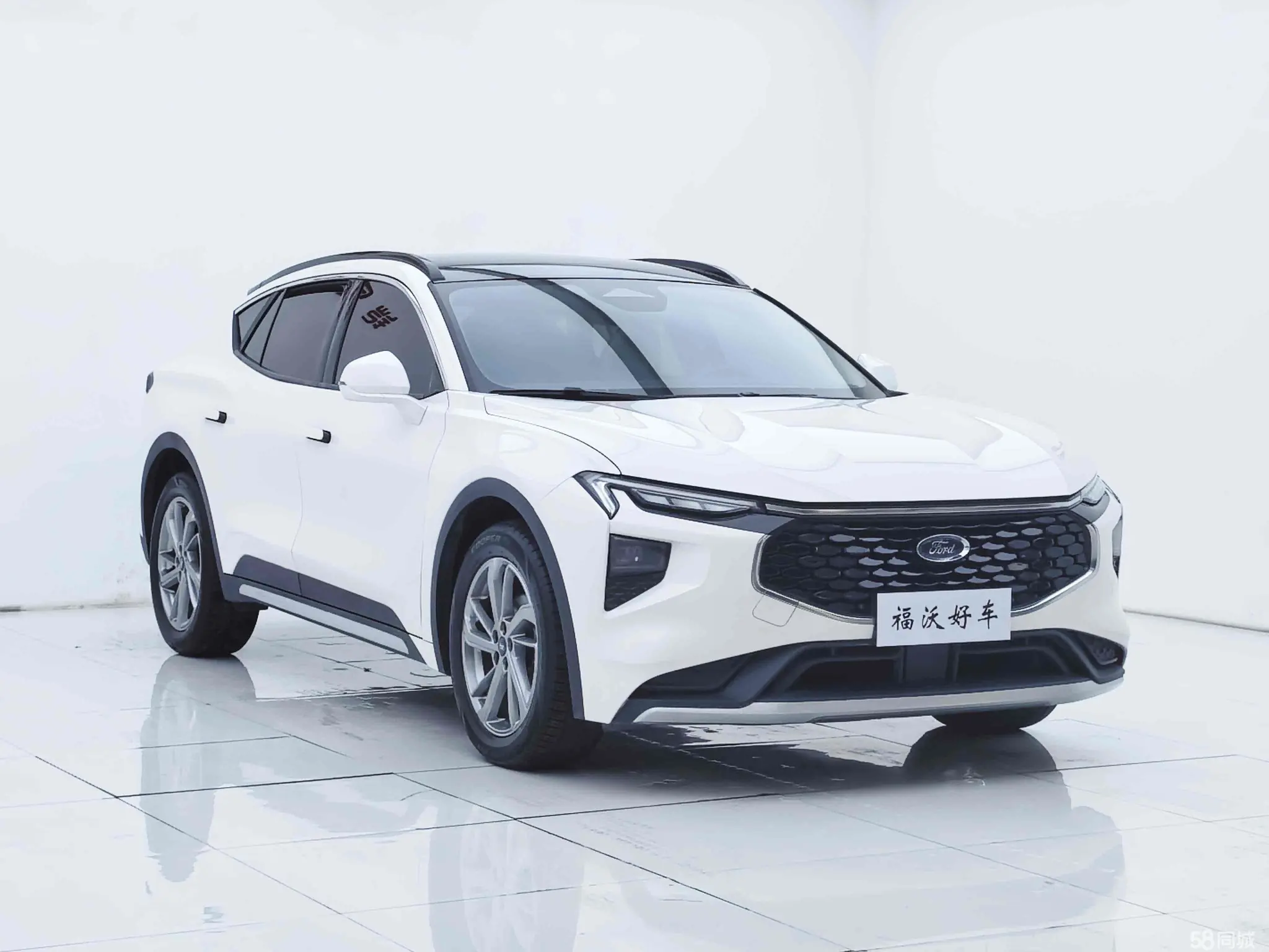 Ford Evos 2022 car image #3