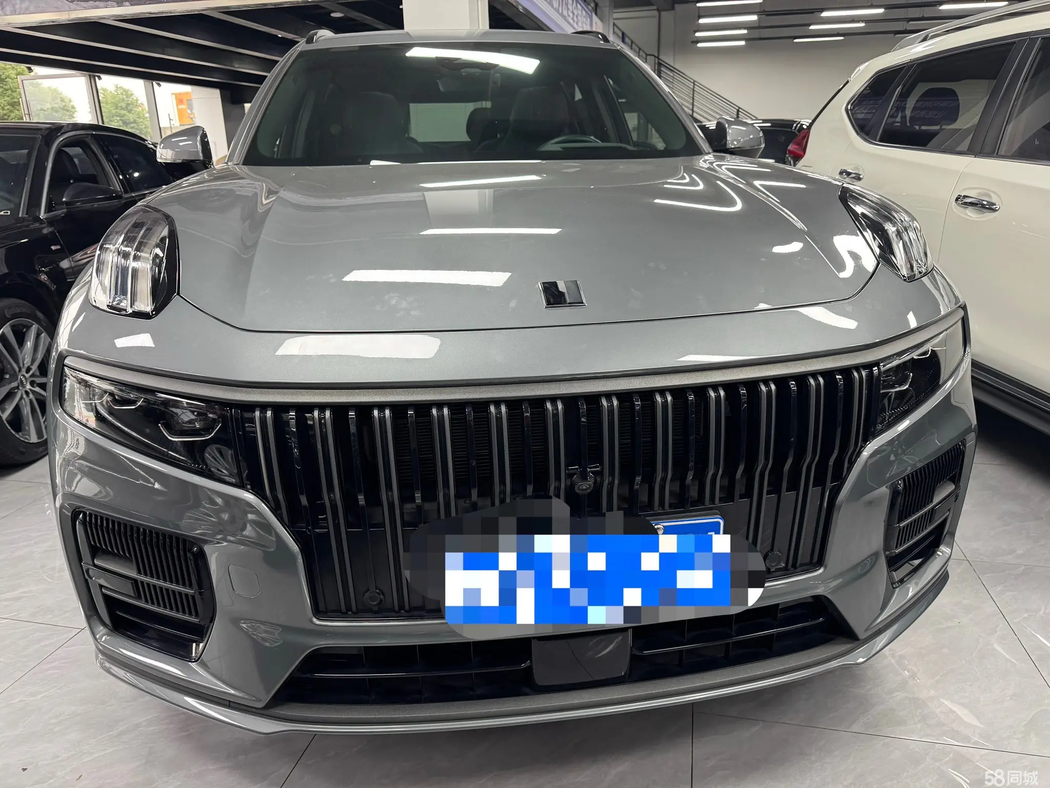 Lynk & Co 09 2022 car image #3