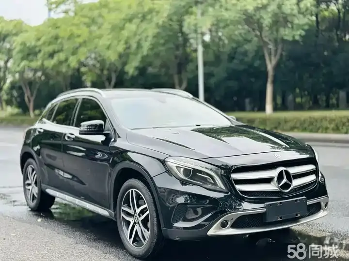 Mercedes-Benz GLA Class 2015 car image #3