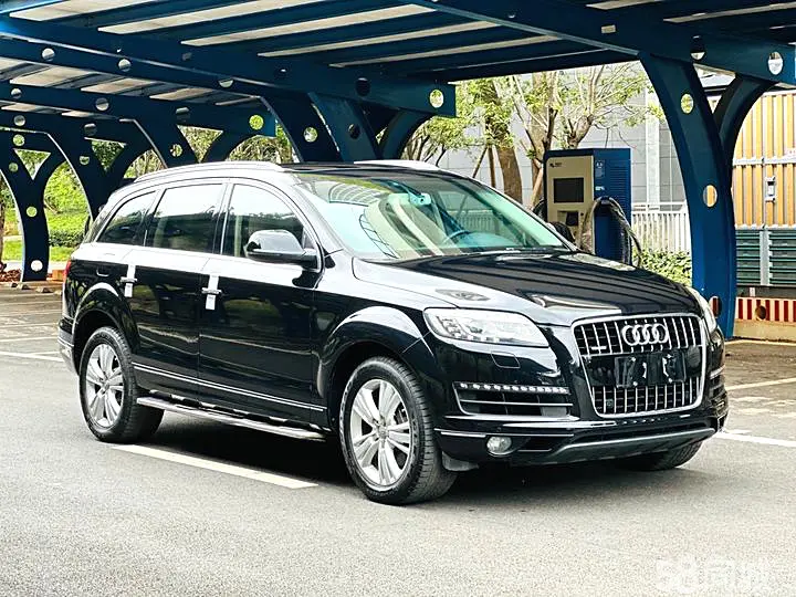 Audi Q7 2012 car image #3