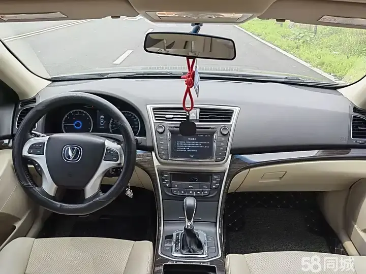 Changan Raeton 2013 car image #3