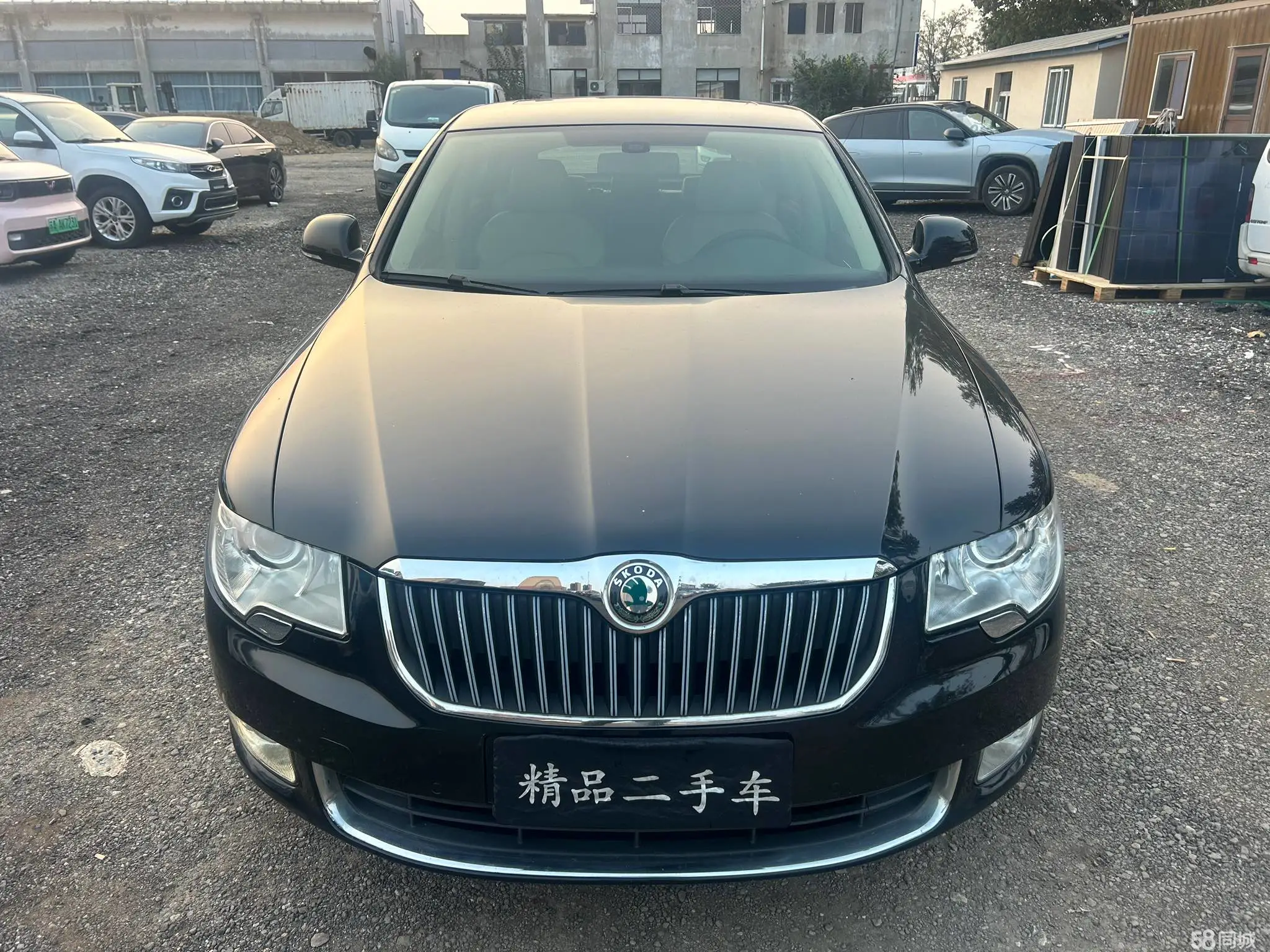 Skoda Superb 2013 car image #3