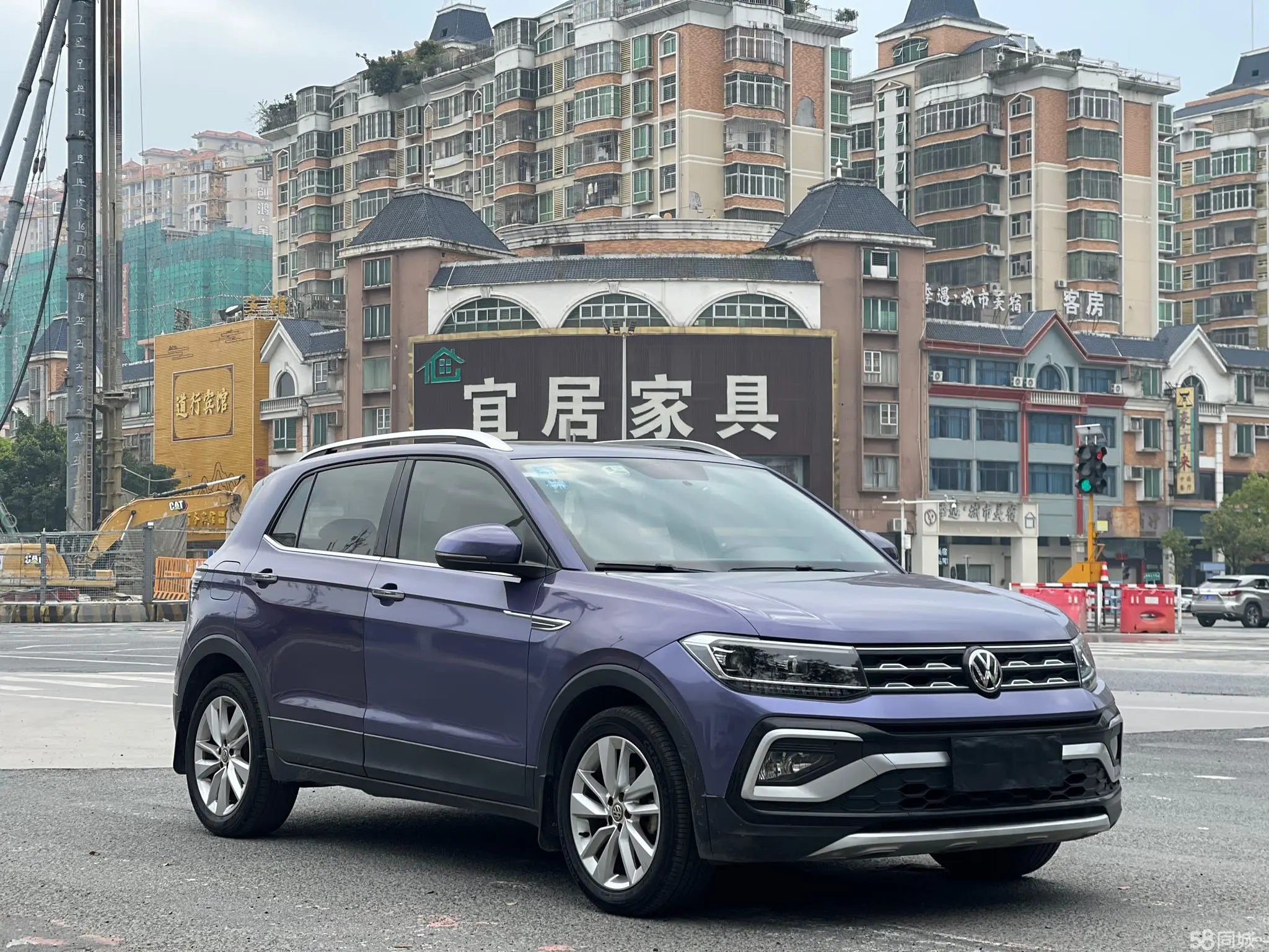 Volkswagen T-Cross 2019 #3 Volkswagen T-Cross 2019 car image #3