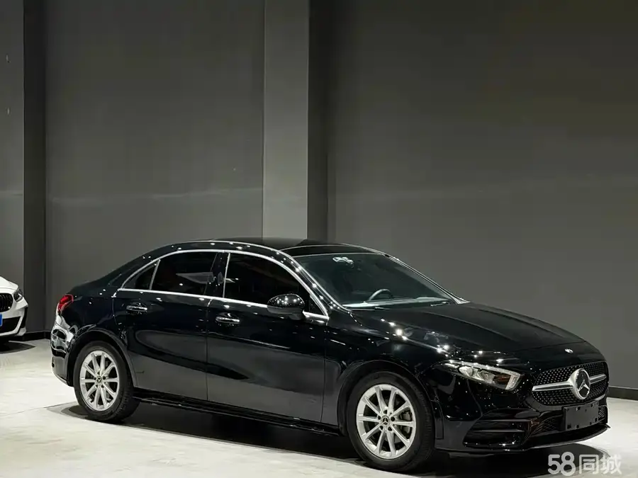 Mercedes-Benz A Class 2020 car image #3