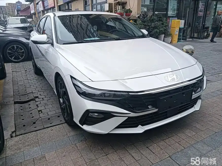 Hyundai Elantra 2025 #3 Hyundai Elantra 2025 immagine di auto #3