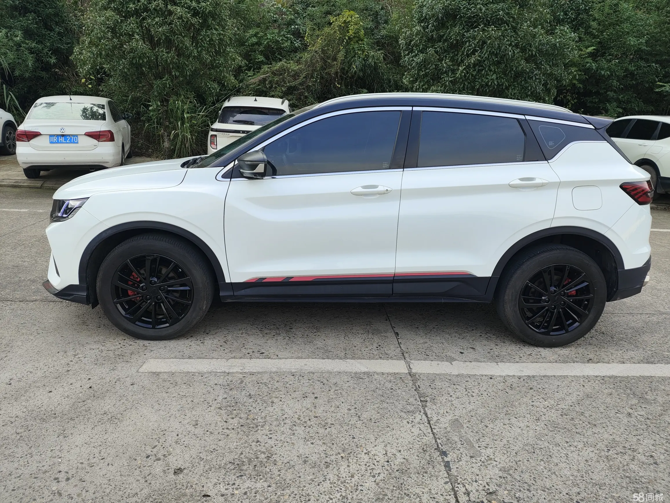 GEELY Coolray 2022 car image #3