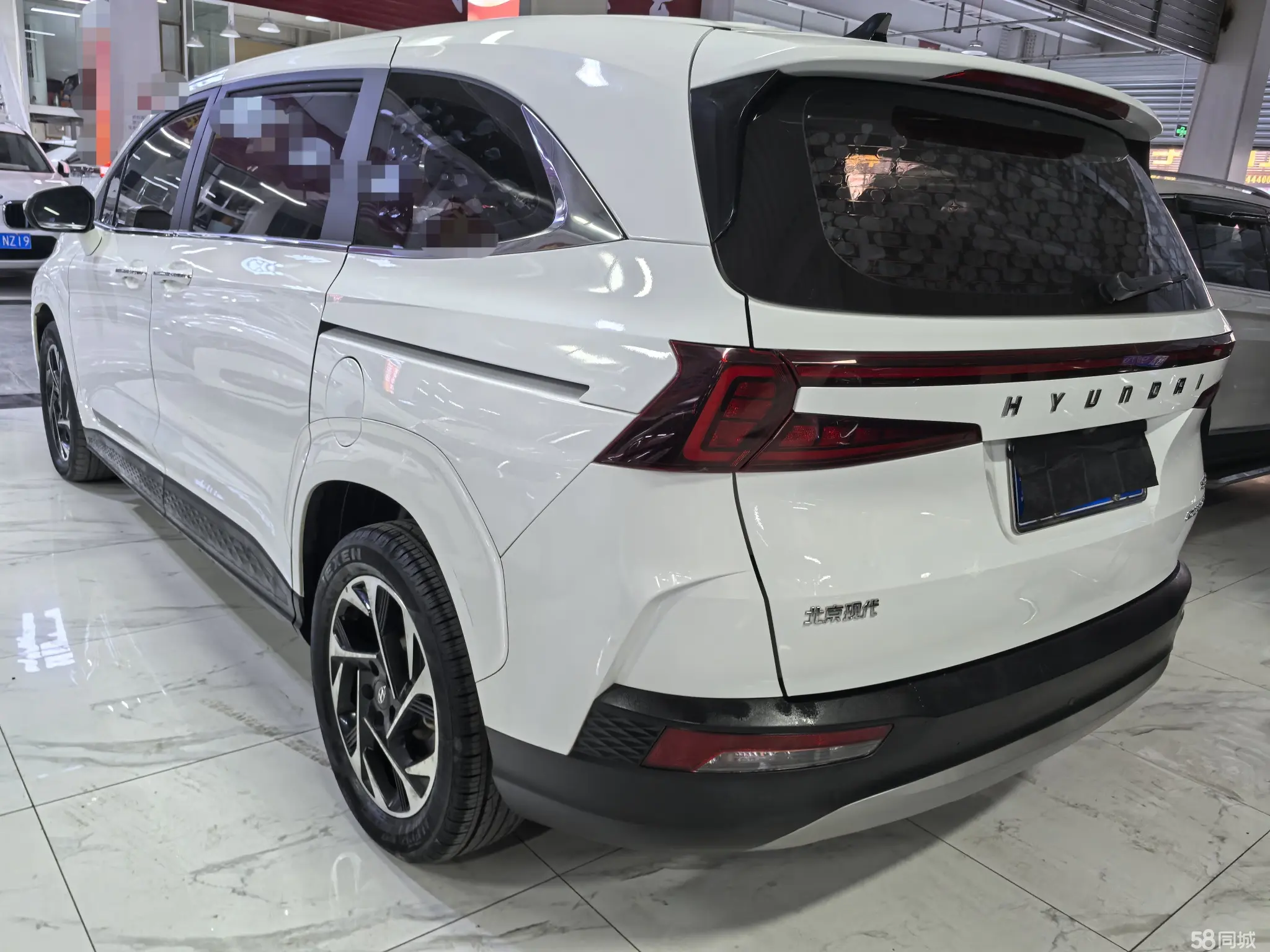 Hyundai Custo 2022 car image #3