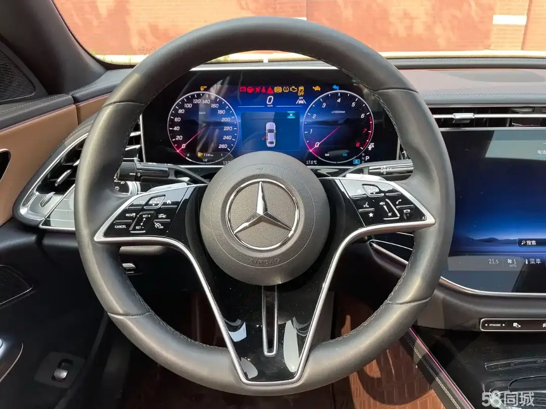 Mercedes-Benz E Class 2024 car image #3