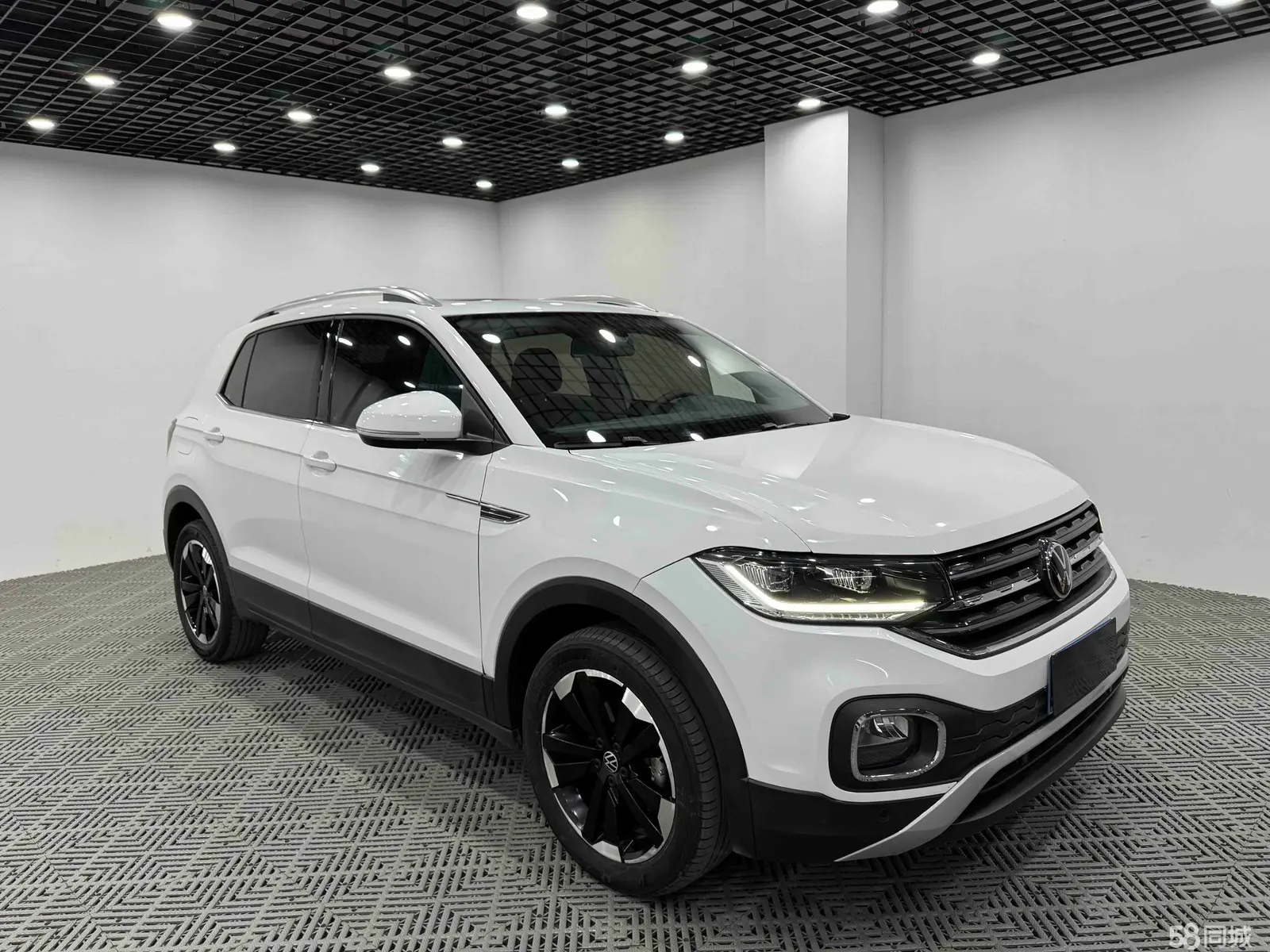 Volkswagen Tacqua 2023 immagine di auto #3