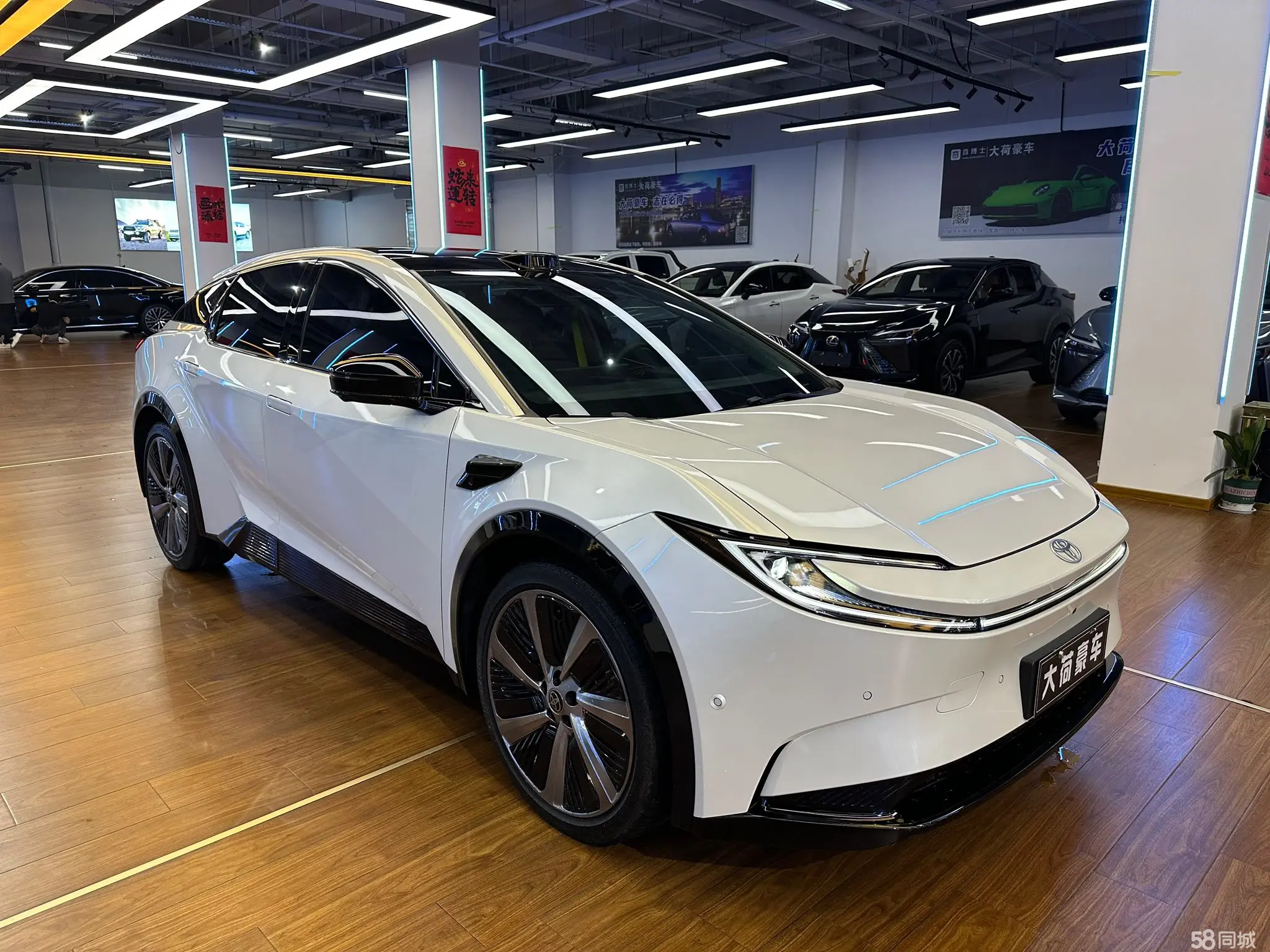 Toyota bZ5 2025 #3 Toyota bZ5 2025 car image #3