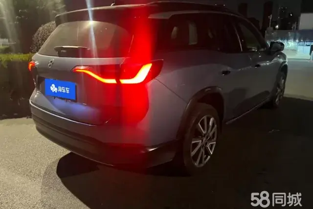 NIO ES8 2019 car image #3