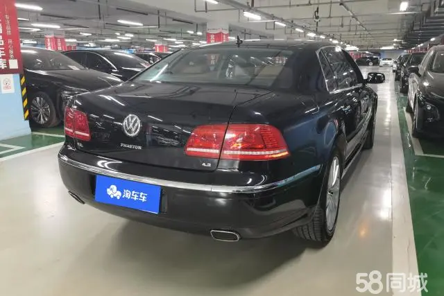 Volkswagen Pheaton 2012 immagine di auto #3