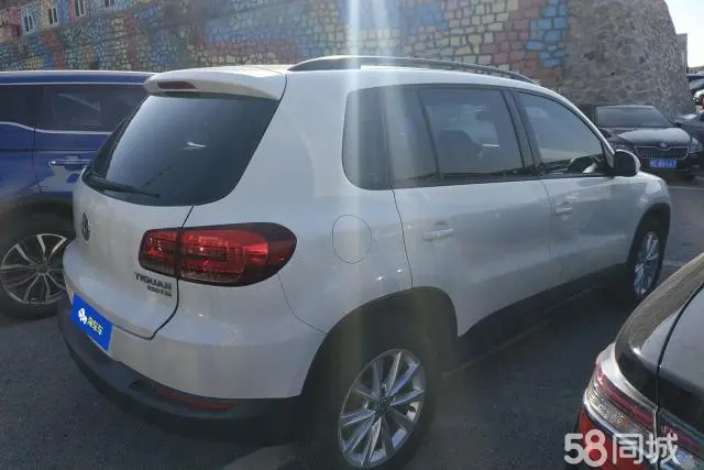 Volkswagen Tiguan 2018 صورة سيارة #3