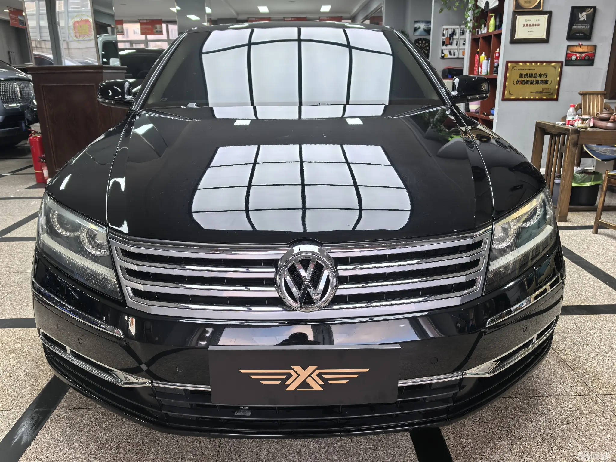 Volkswagen Pheaton 2011 immagine di auto #3