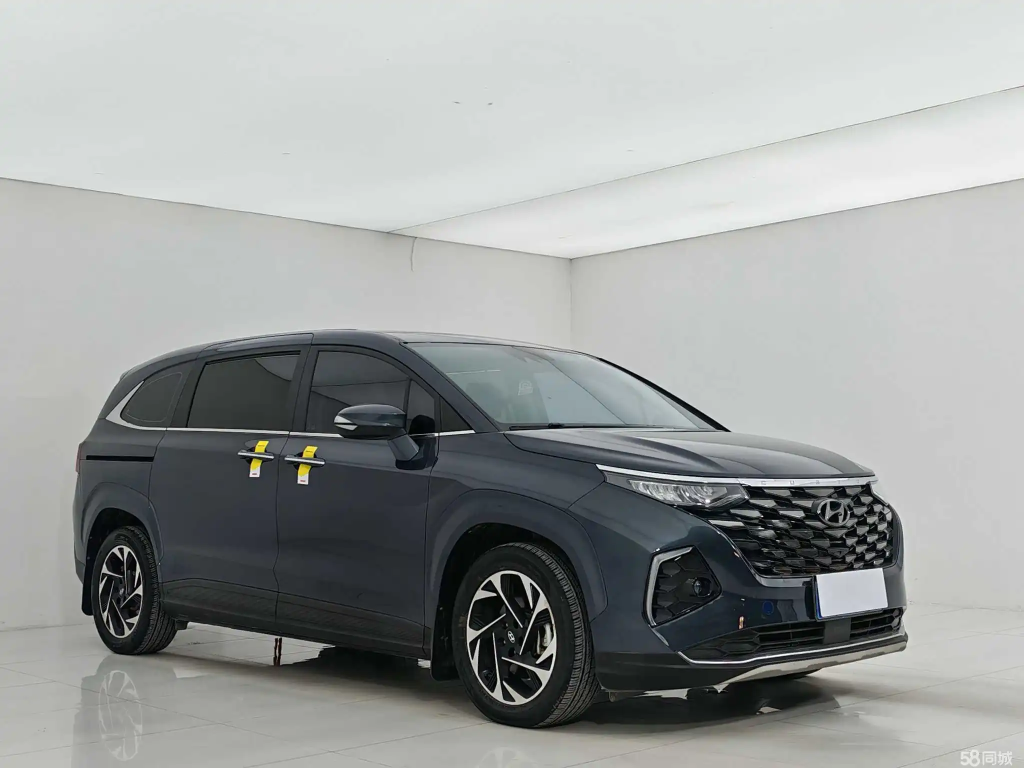 Hyundai Custo 2023 immagine di auto #3