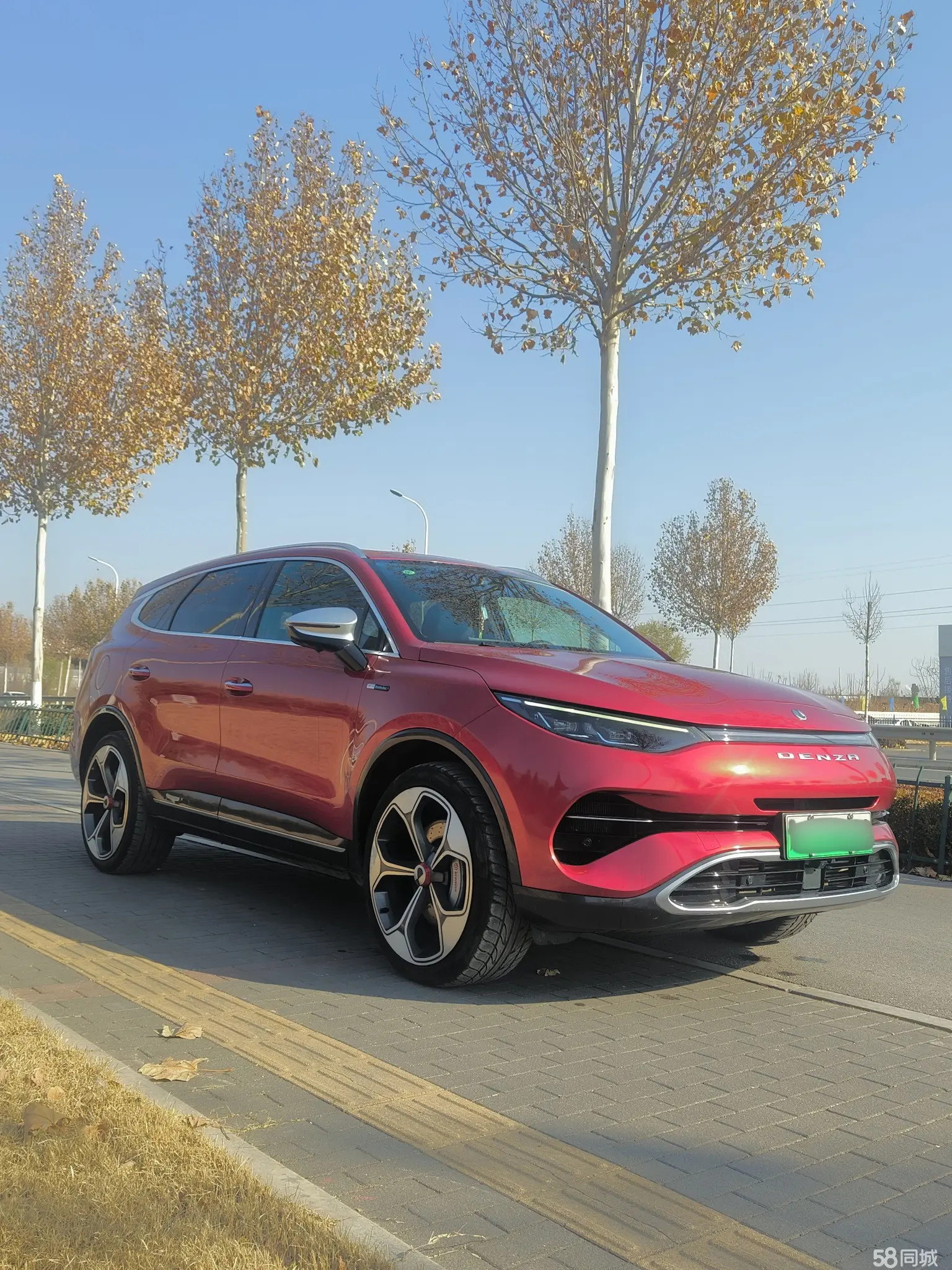 Denza X 2020 car image #3