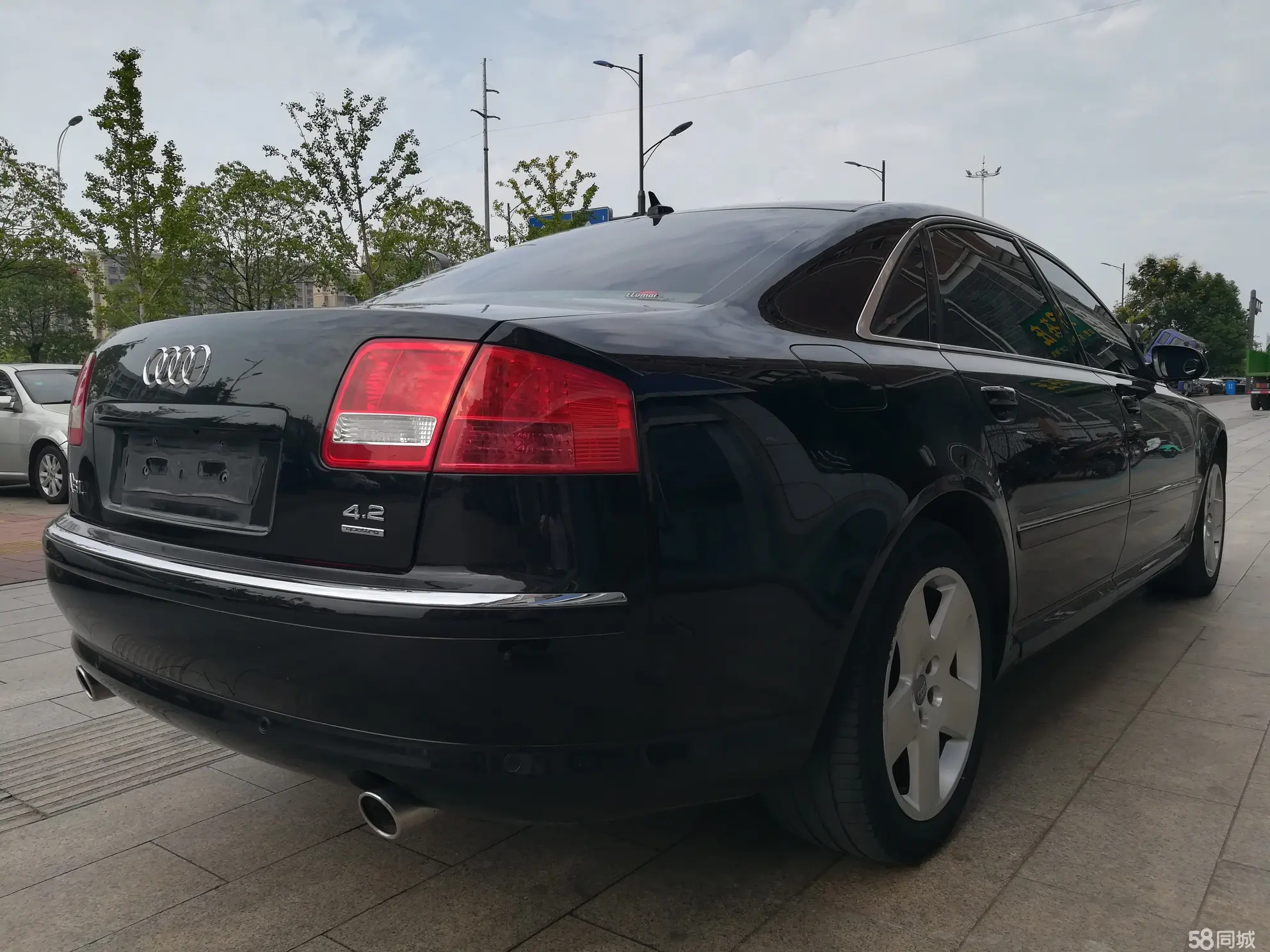 Audi A8 2006 car image #3