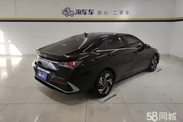 Hyundai Elantra 2025 #3 Hyundai Elantra 2025 car image #3