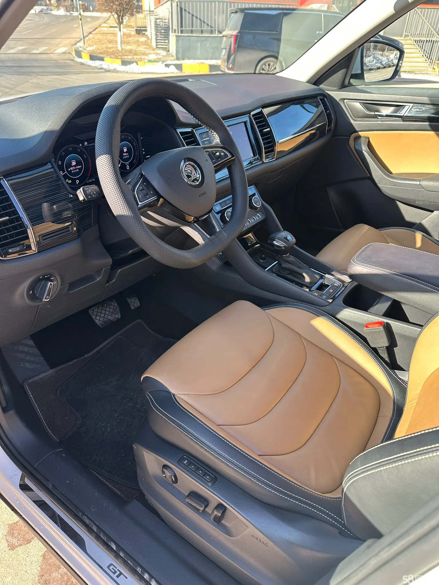 Skoda Kodiaq GT 2020 изображение автомобиля #3