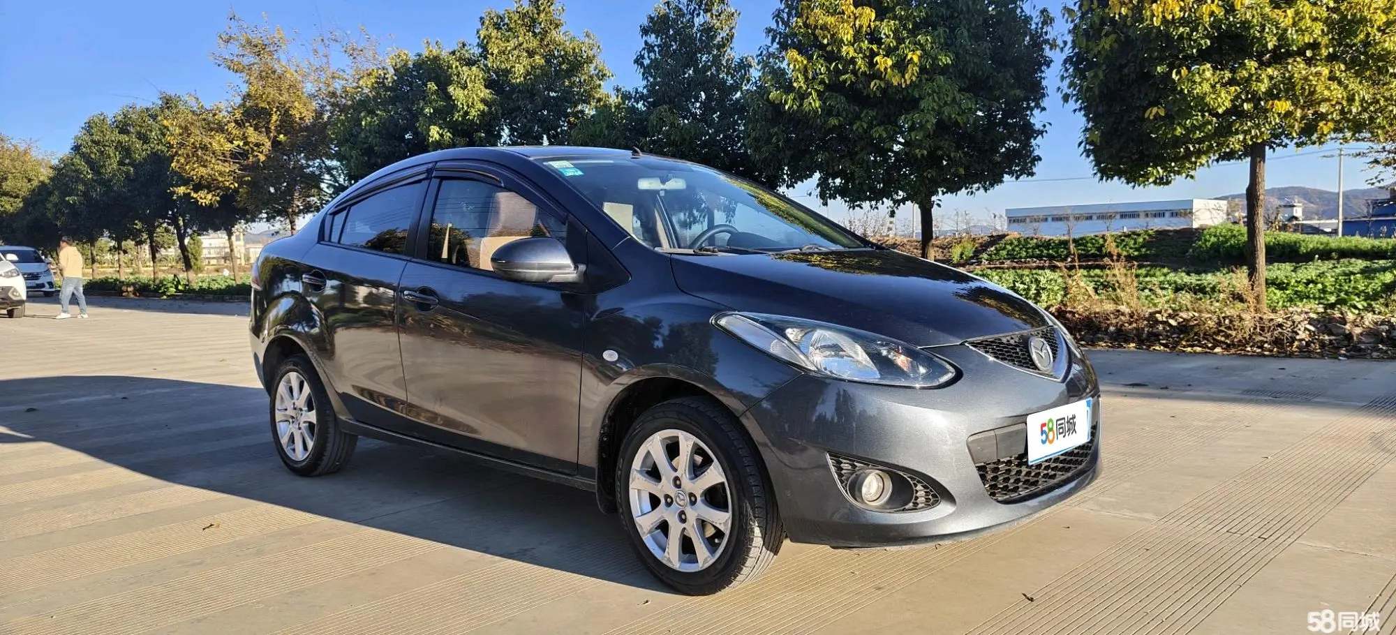 马自达 马自达2劲翔 2010 汽车图片 #3