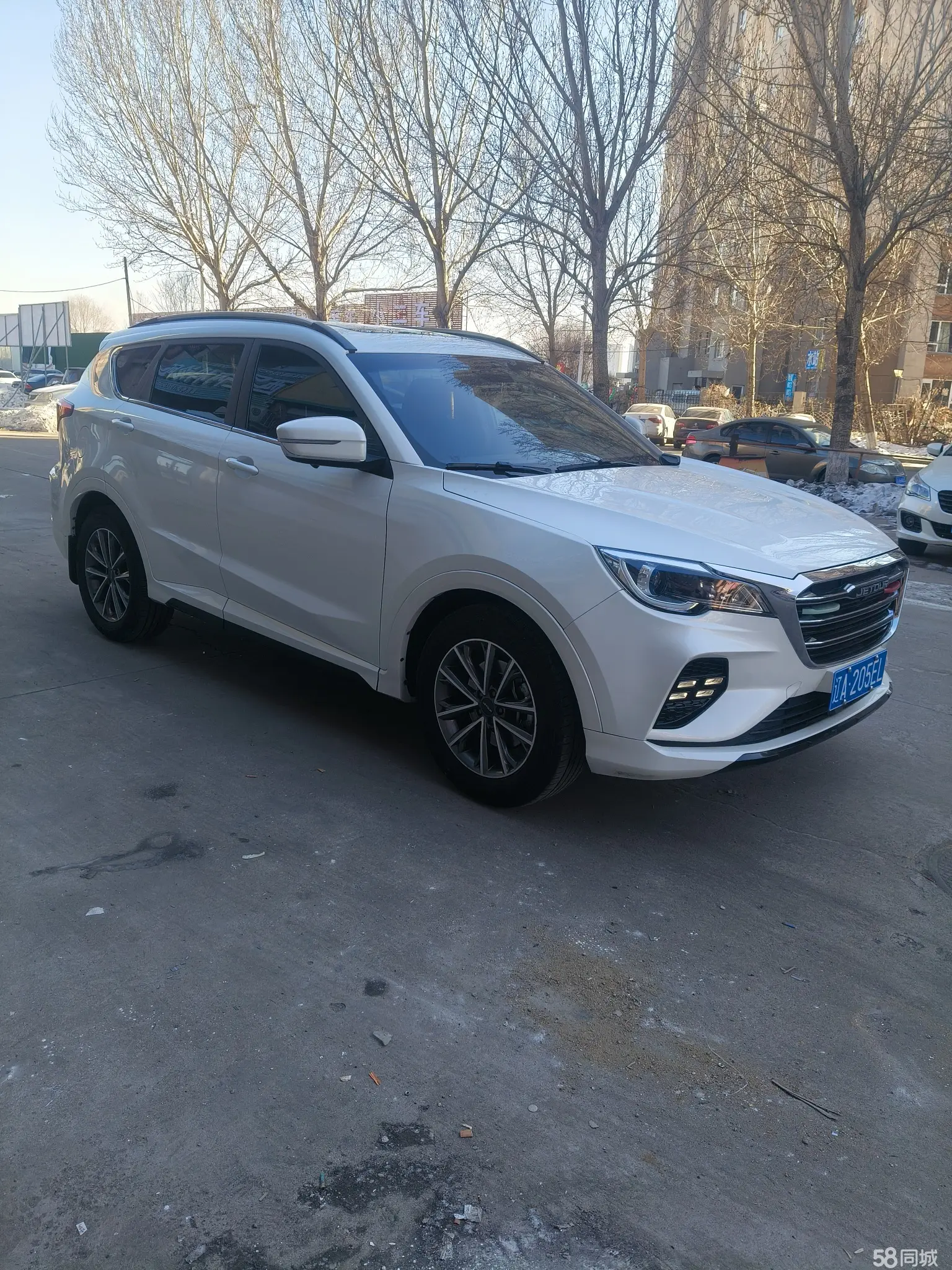 Jetour X70 2020 car image #3