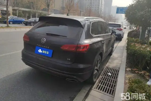 Volkswagen Touareg 2021 immagine di auto #3