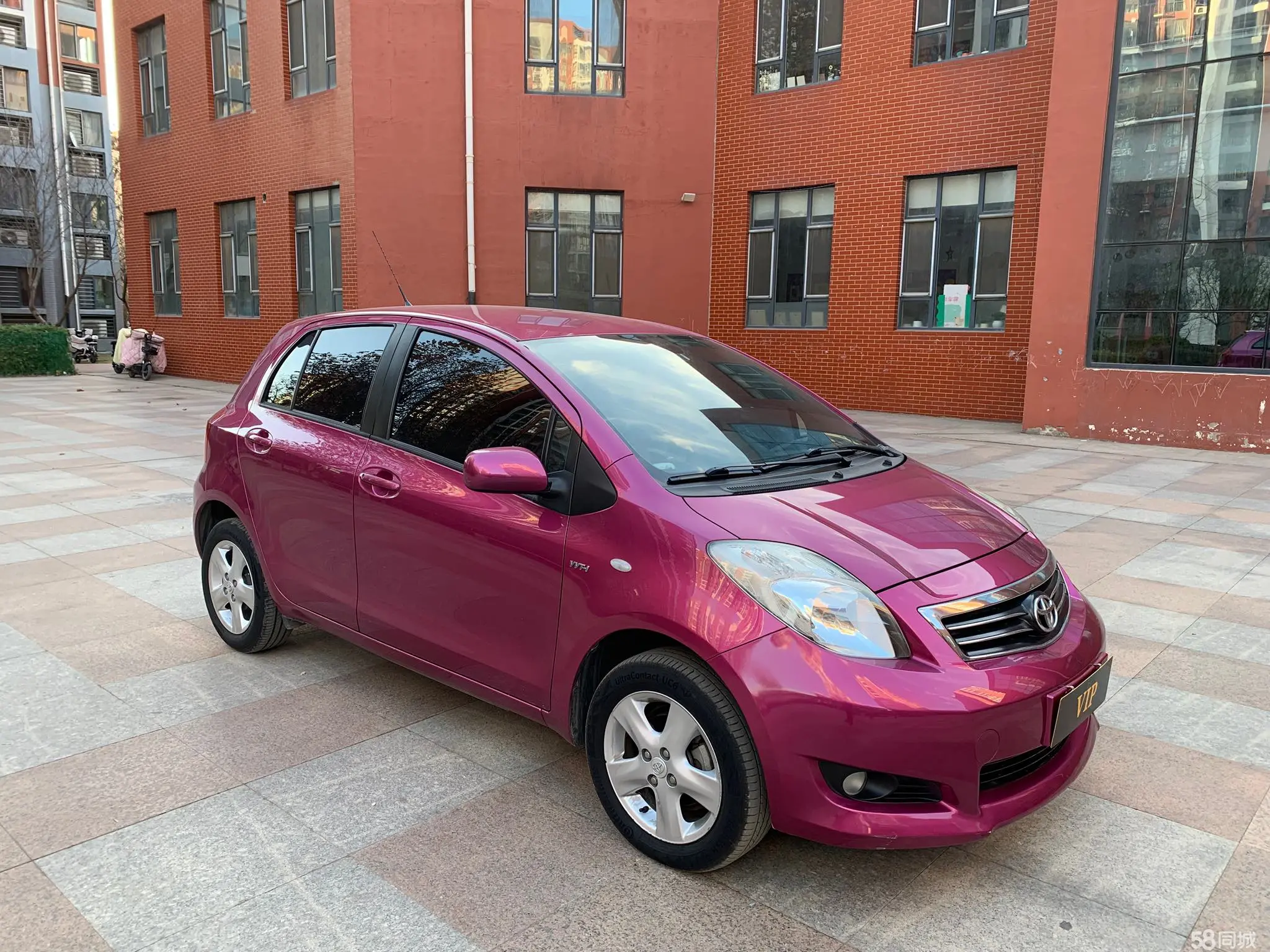 Toyota Yaris 2011 imagen de coche #3