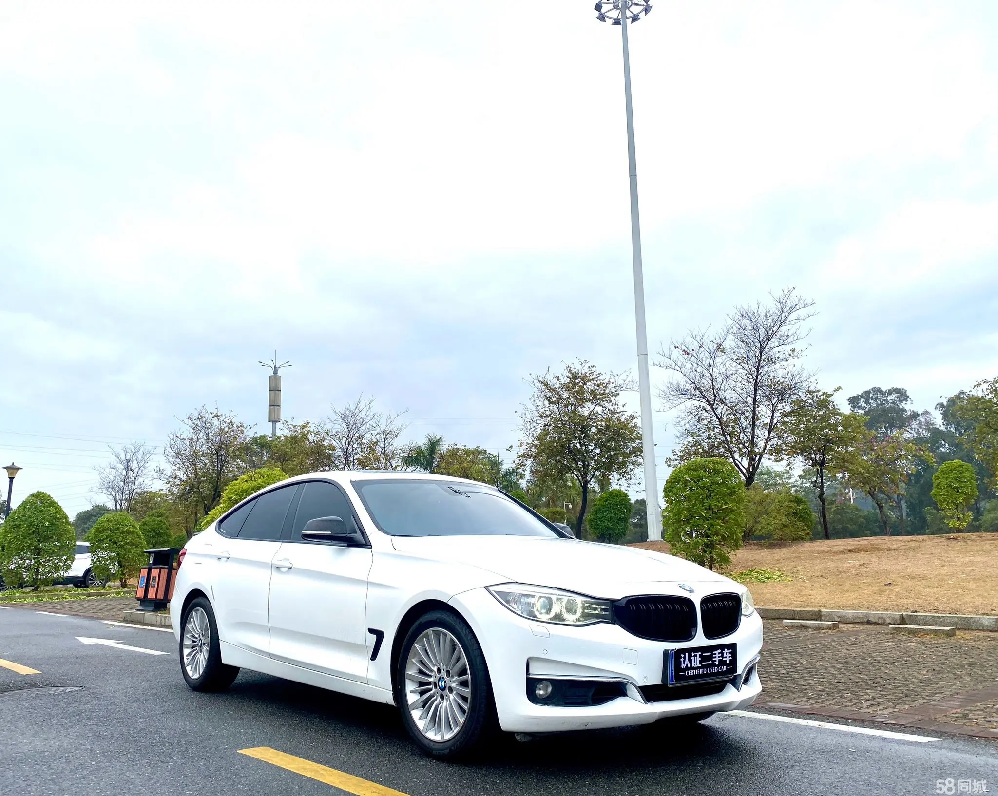 BMW 3 Series GT 2015 immagine di auto #3