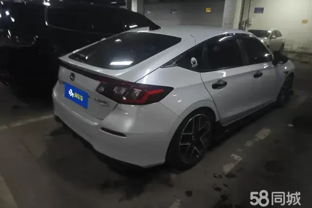 Honda Civic 2022 car image #3