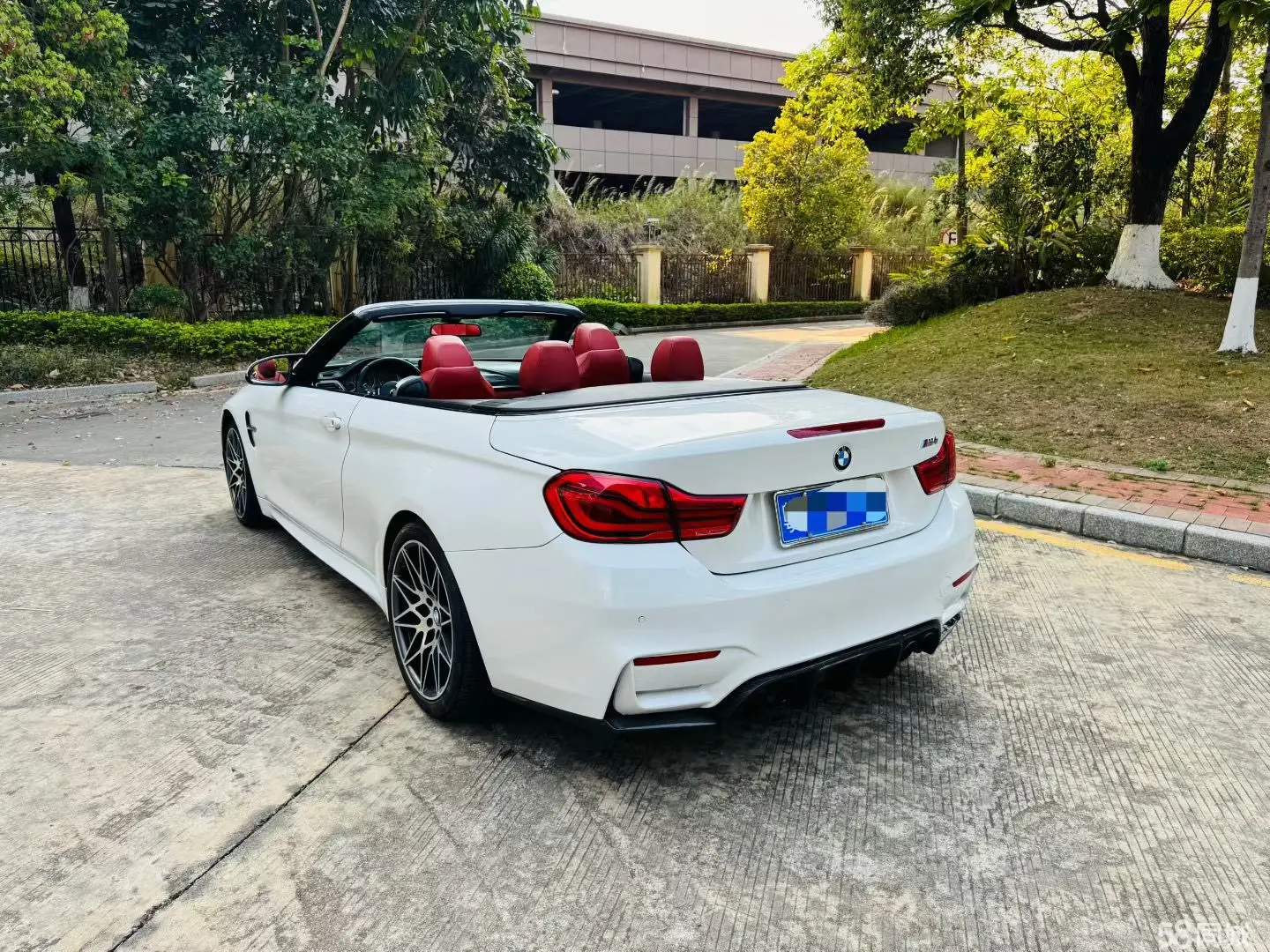 BMW M4 2018 imagem de carro #3