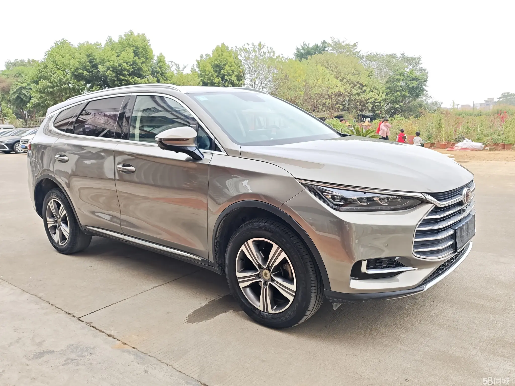 BYD Tang 2019 #3 BYD Tang 2019 car image #3