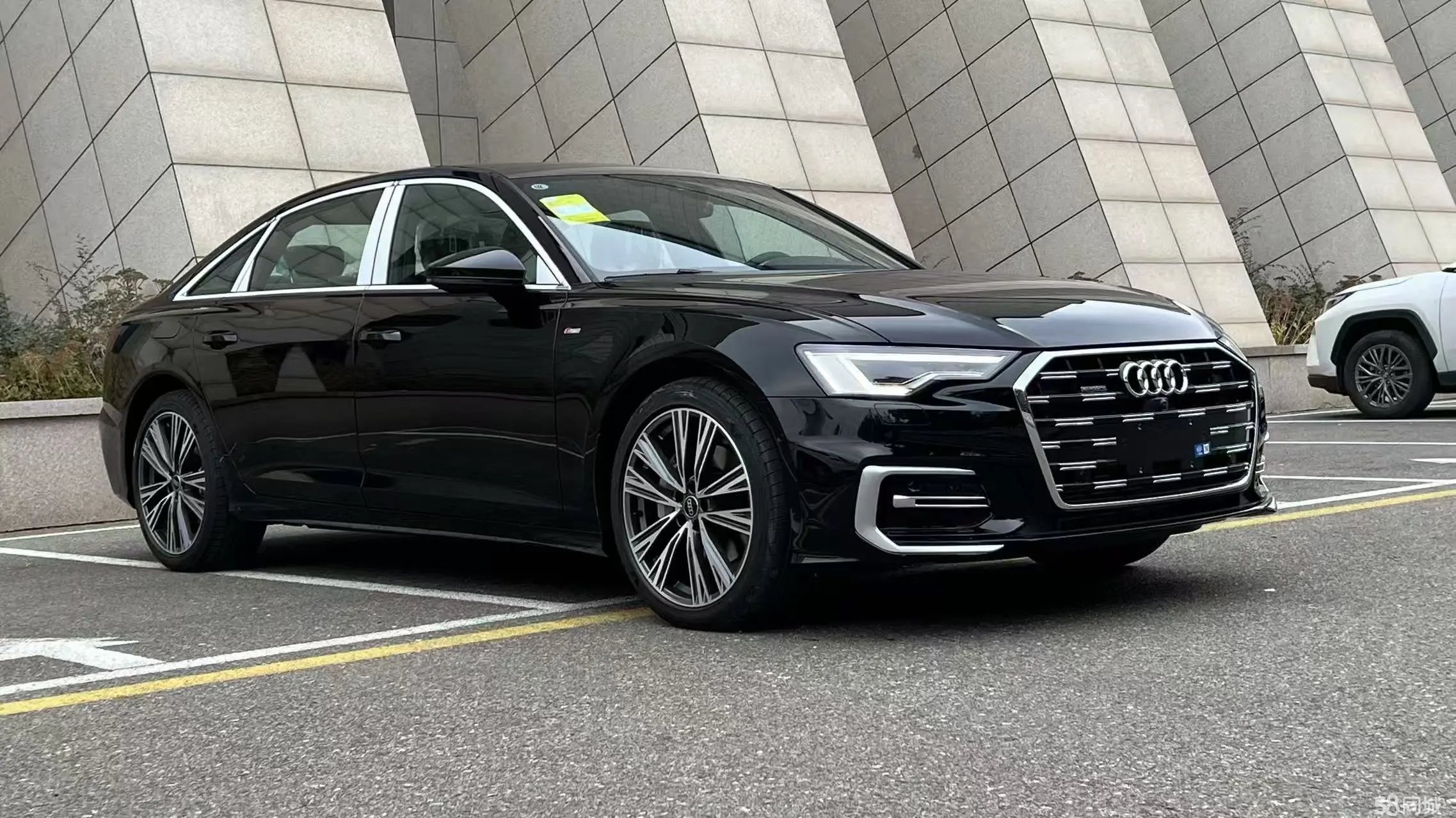 Audi A6L 2025 car image #3