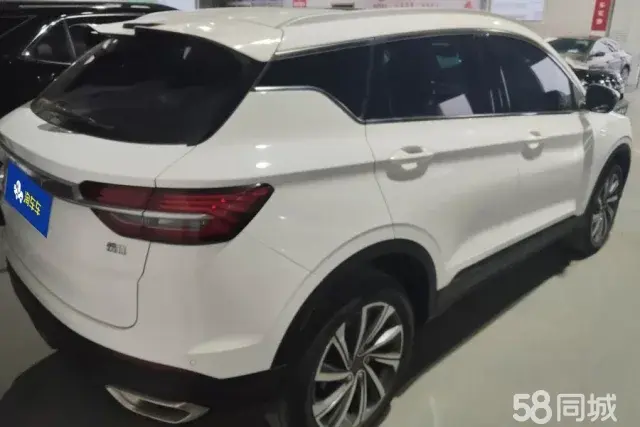 GEELY Coolray 2019 #3 GEELY Coolray 2019 car image #3