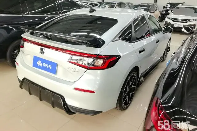 Honda Civic 2022 car image #3