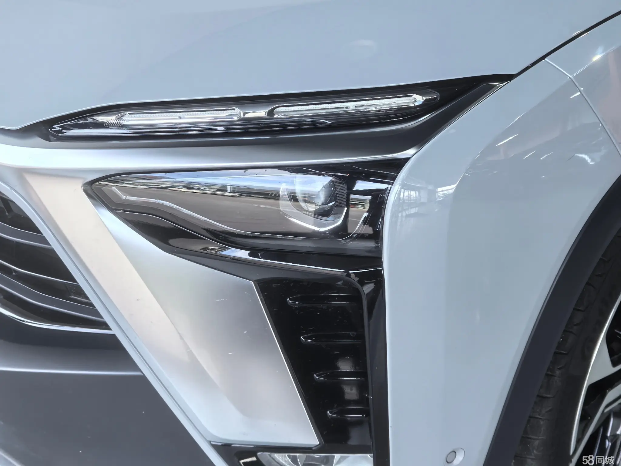 NIO ES8 2020 изображение автомобиля #3