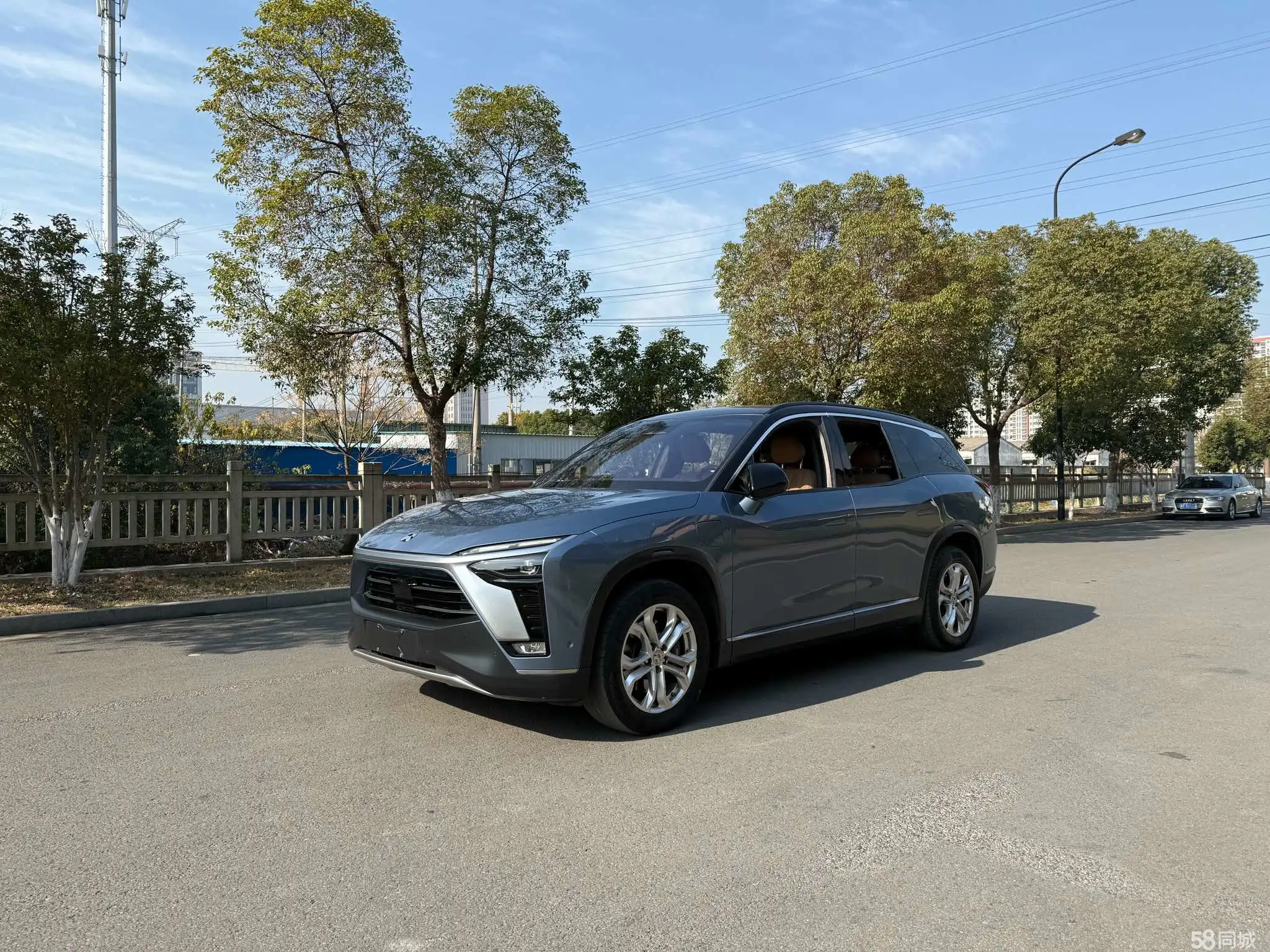 蔚来 蔚来ES8 2020 汽车图片 #3