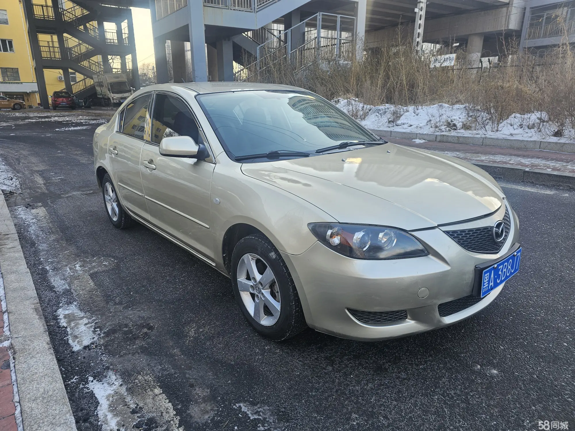 Mazda 3 2008 image de voiture #3