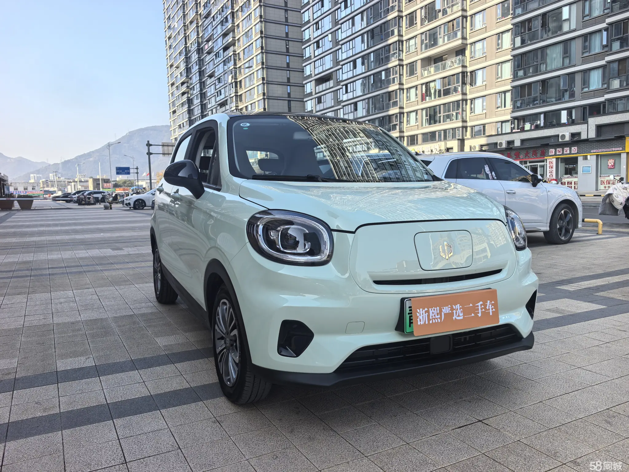 零跑汽车 零跑T03 2024 汽车图片 #3