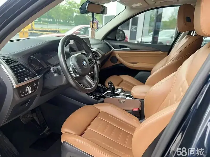 BMW X3 2019 car image #3