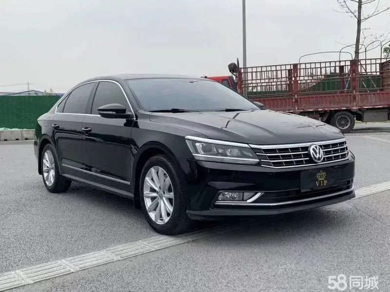Volkswagen Passat 2017 car image #3