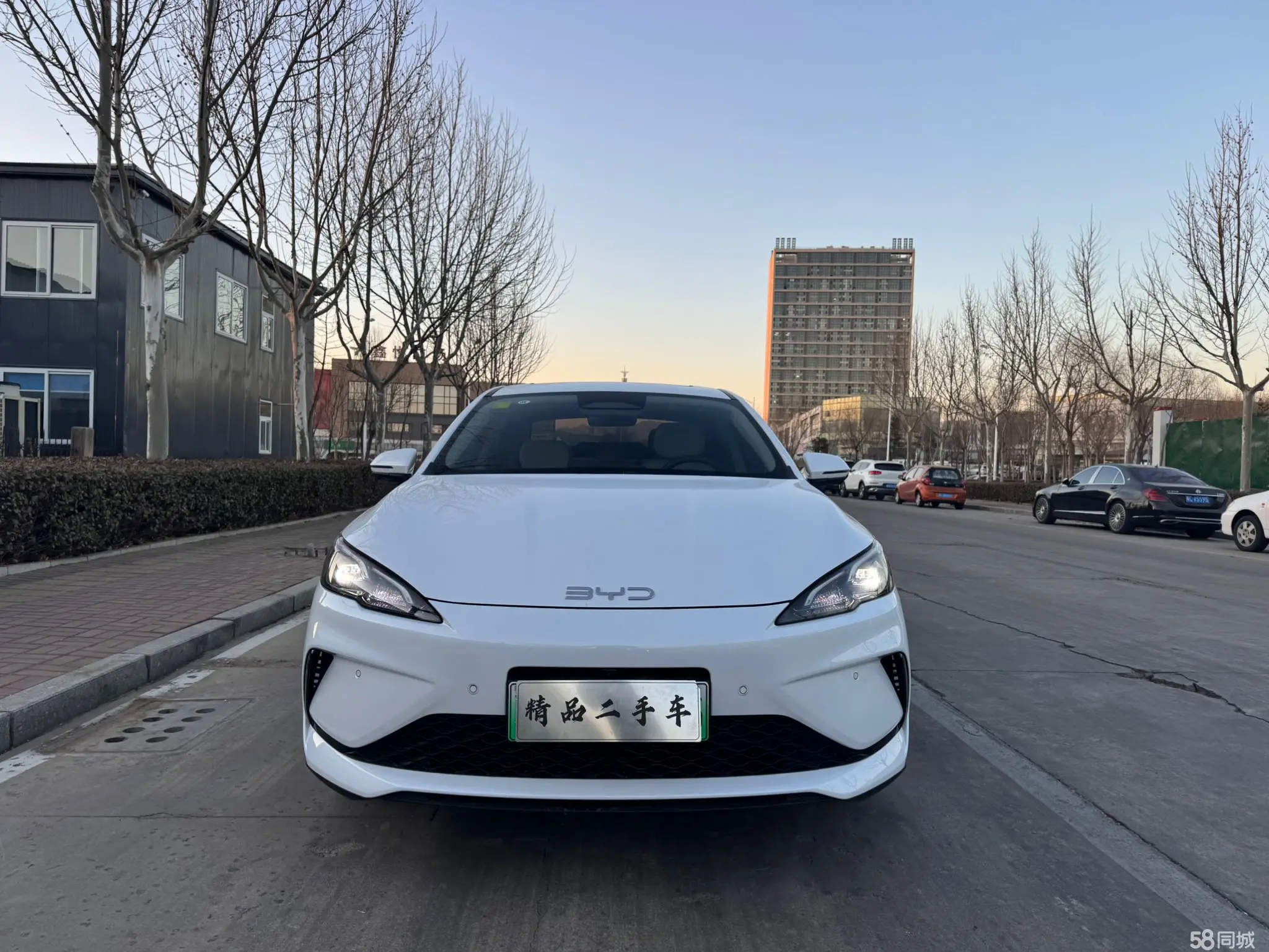 BYD Seal 05 DM-i 2025 car image #3