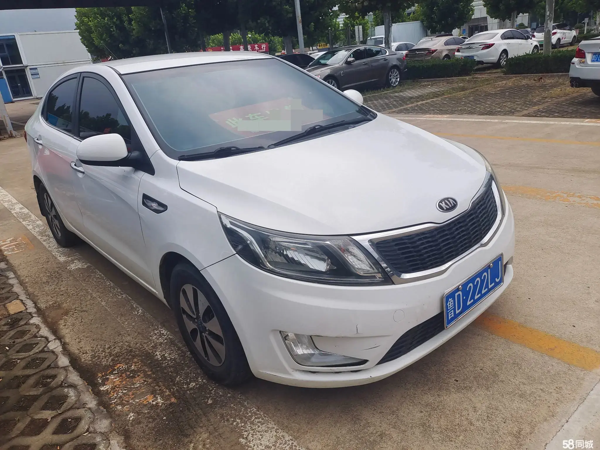 起亚 起亚K2 2012 汽车图片 #3