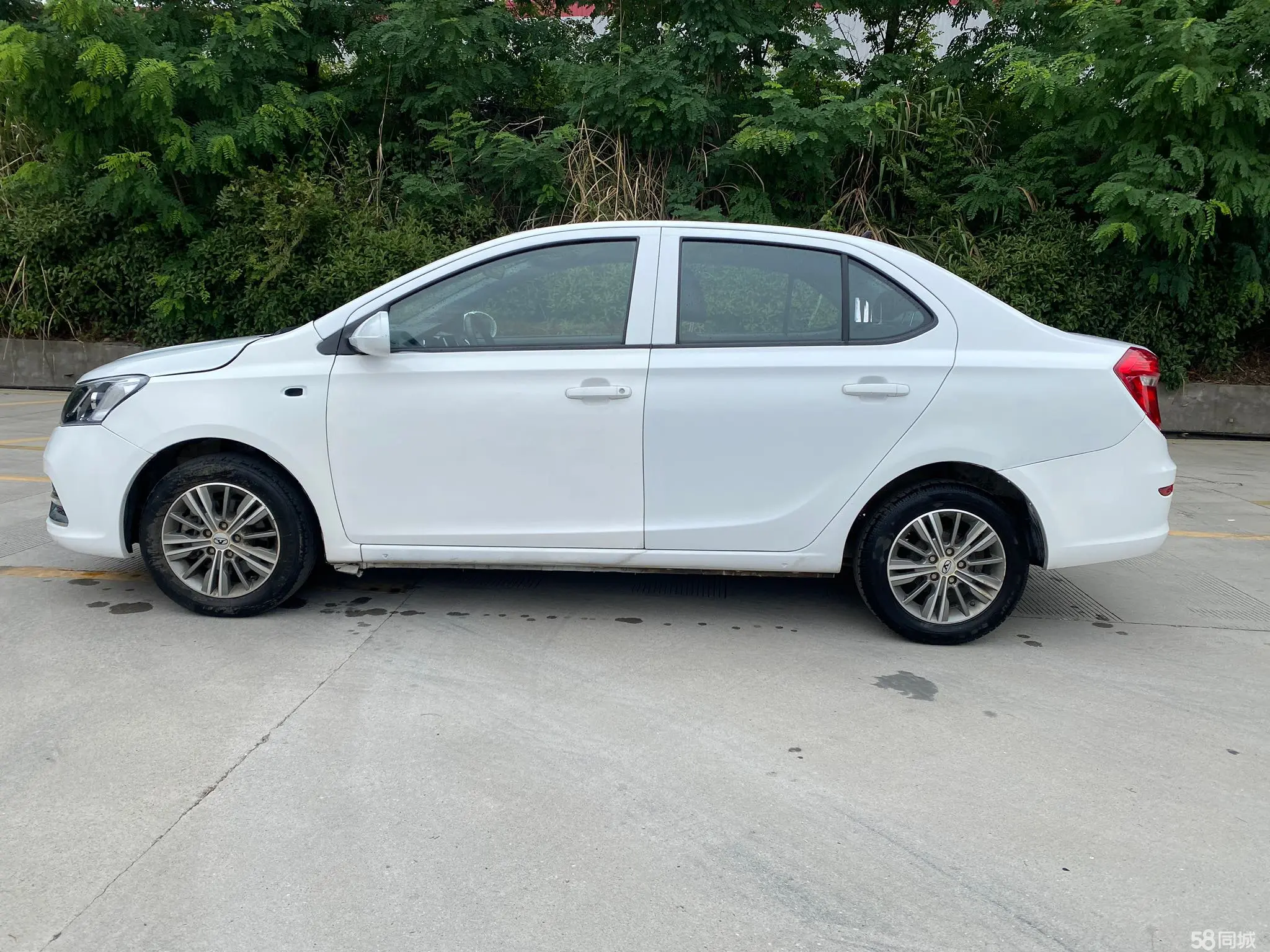 凯翼 凯翼E3 2018 汽车图片 #3