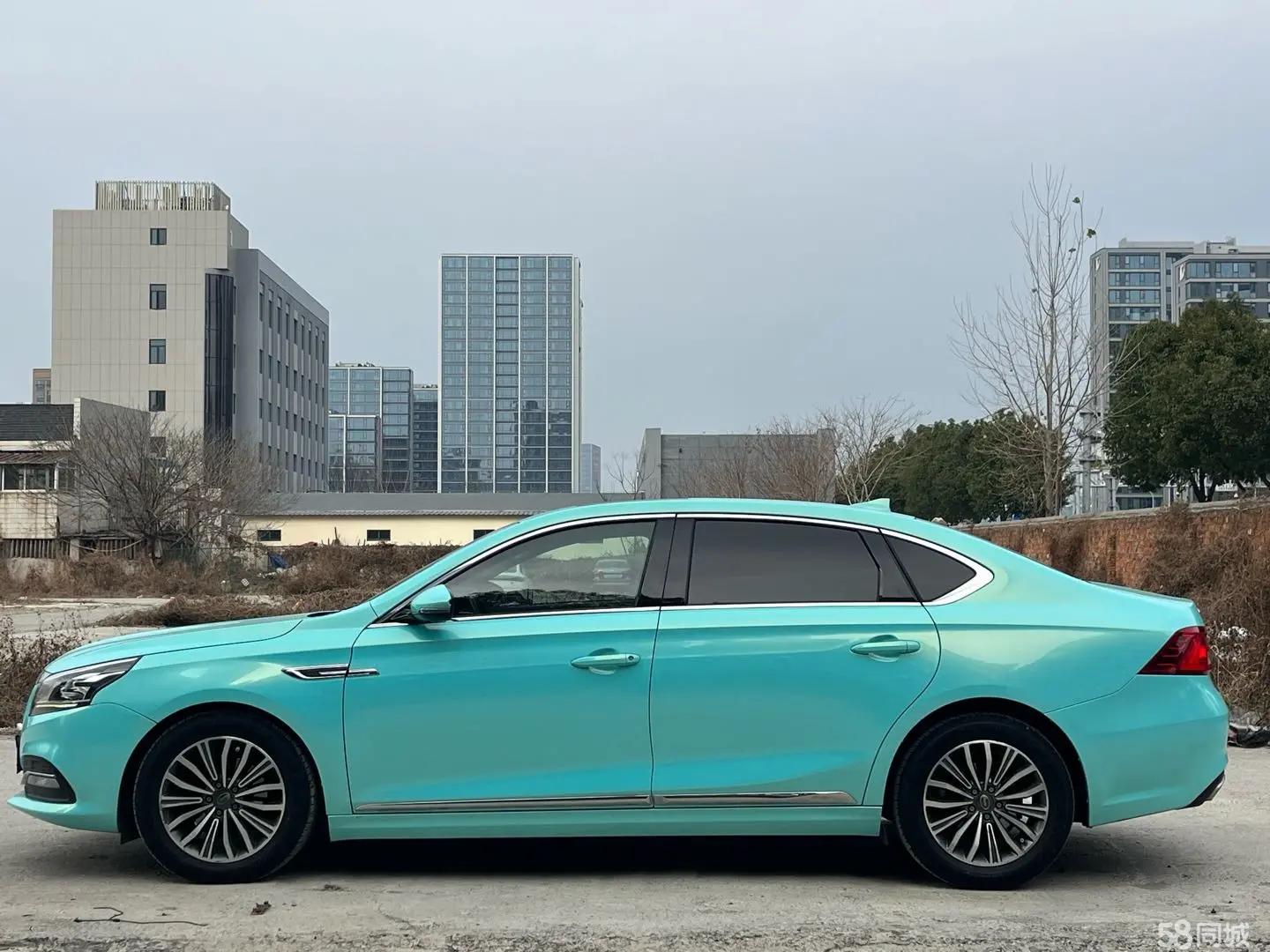 GAC Trumpchi GA8 2016 car image #3