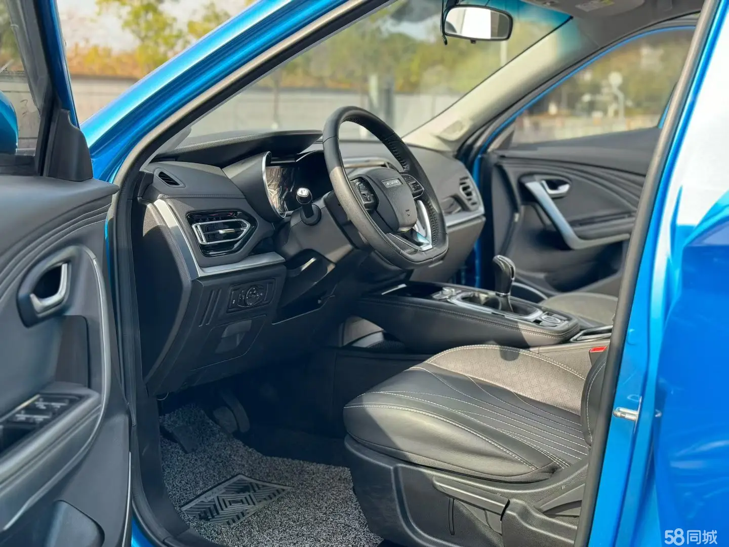 Jetour X70 2019 car image #3