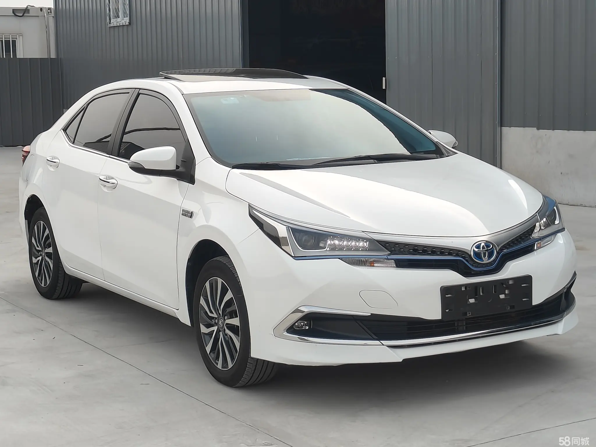 Toyota Corolla Hybird E+ 2020 immagine di auto #3