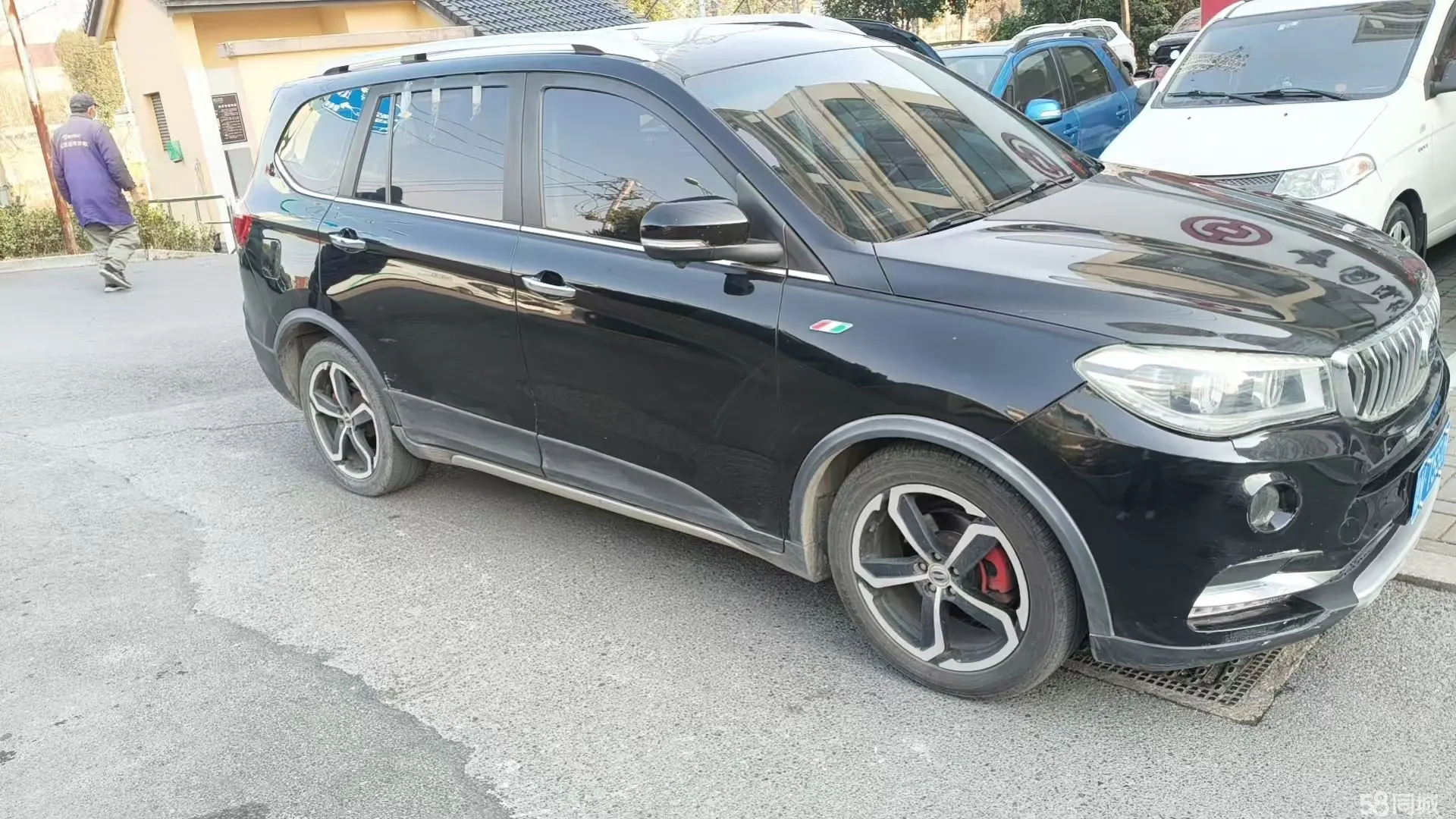 SWM斯威汽车 SWM斯威X7 2017 汽车图片 #3